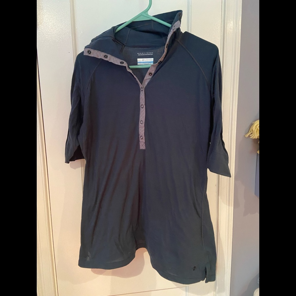 Columbia funnel neck t-shirt tee XL omni-wick